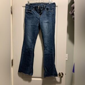 NWOT American Eagle Stretch Artist Jeans Size 8
